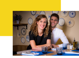 Image représentant deux membres de l'équipe, les fondateurs du Casa Leya, Marion et Pierre-Nicolas Bacquet.