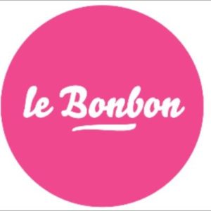 Image représentant le logo du blog "le bonbon", qui est un blog ayant fait un article sur le Casa Leya